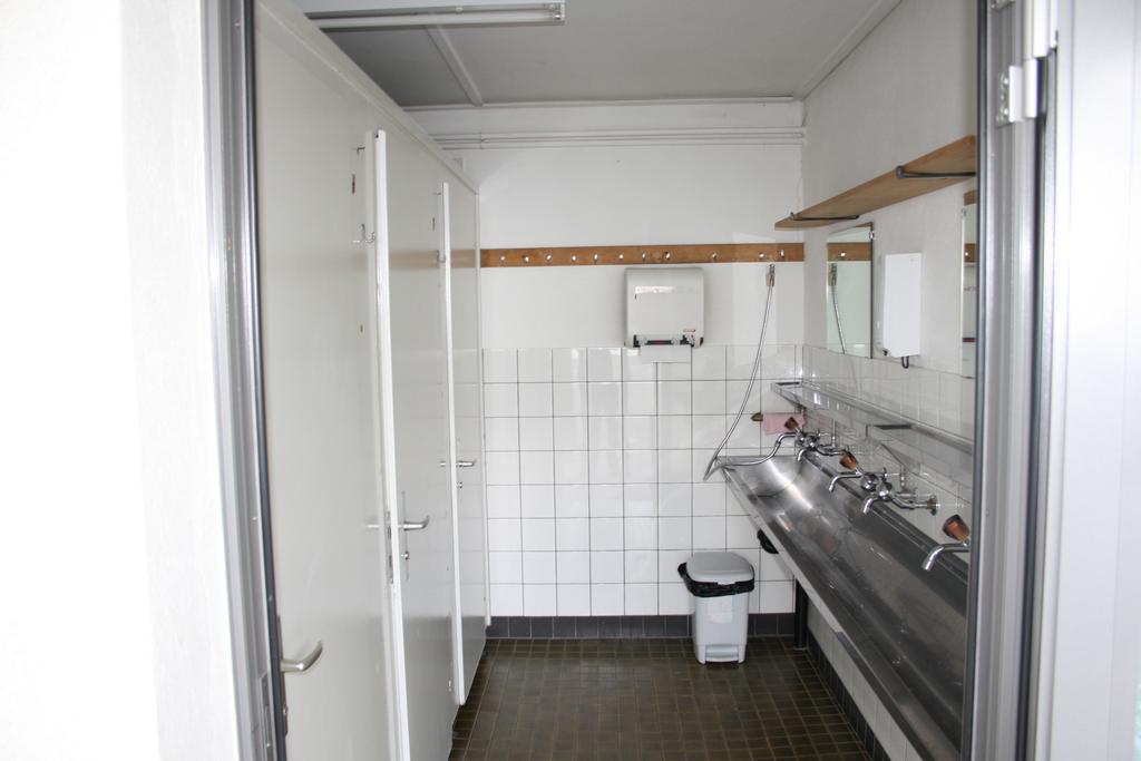 Auberge de jeunesse Sporti Grusch Extérieur photo